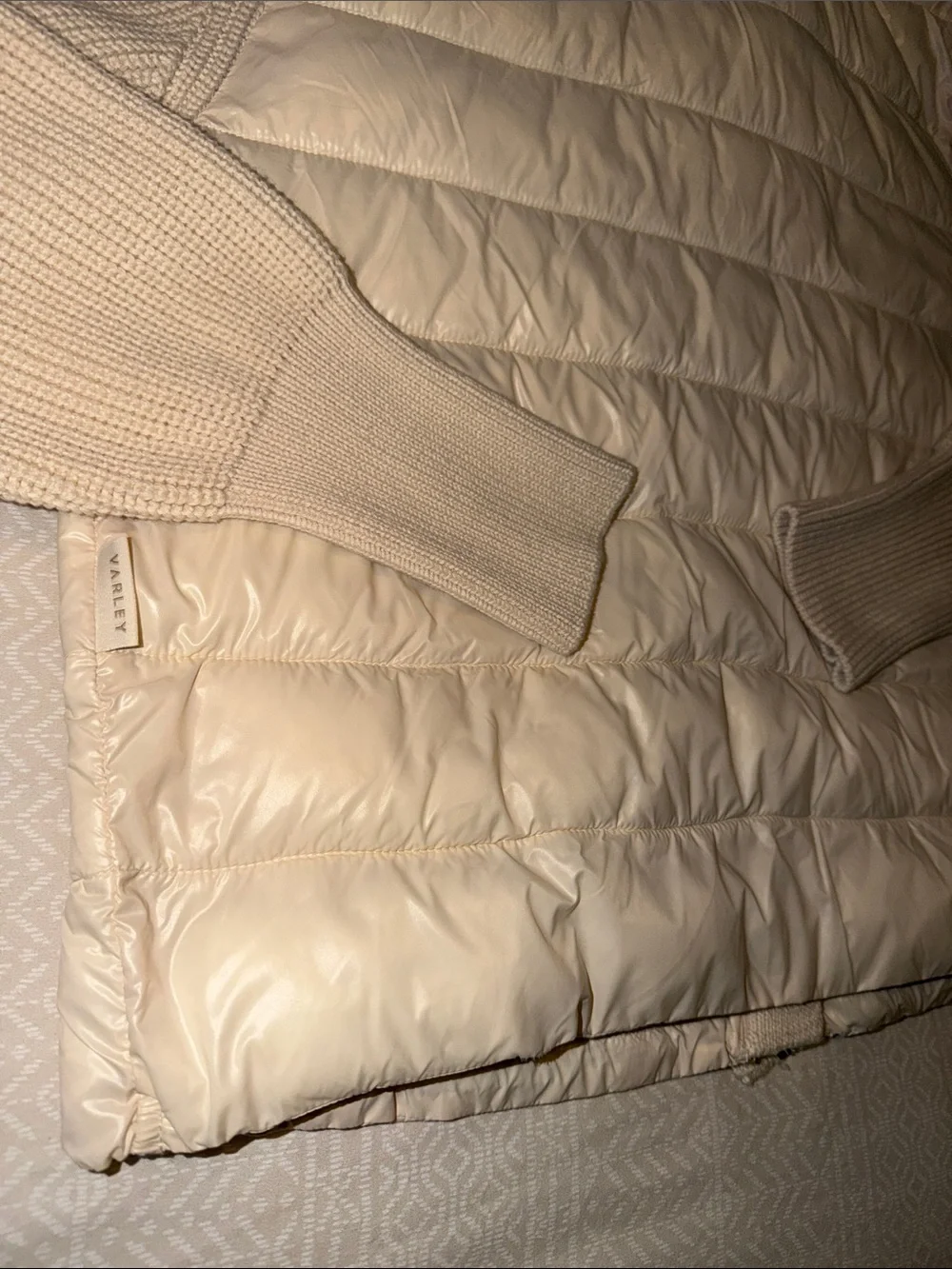 Varley Montrose puffer Jacket - Picture 10 of 16